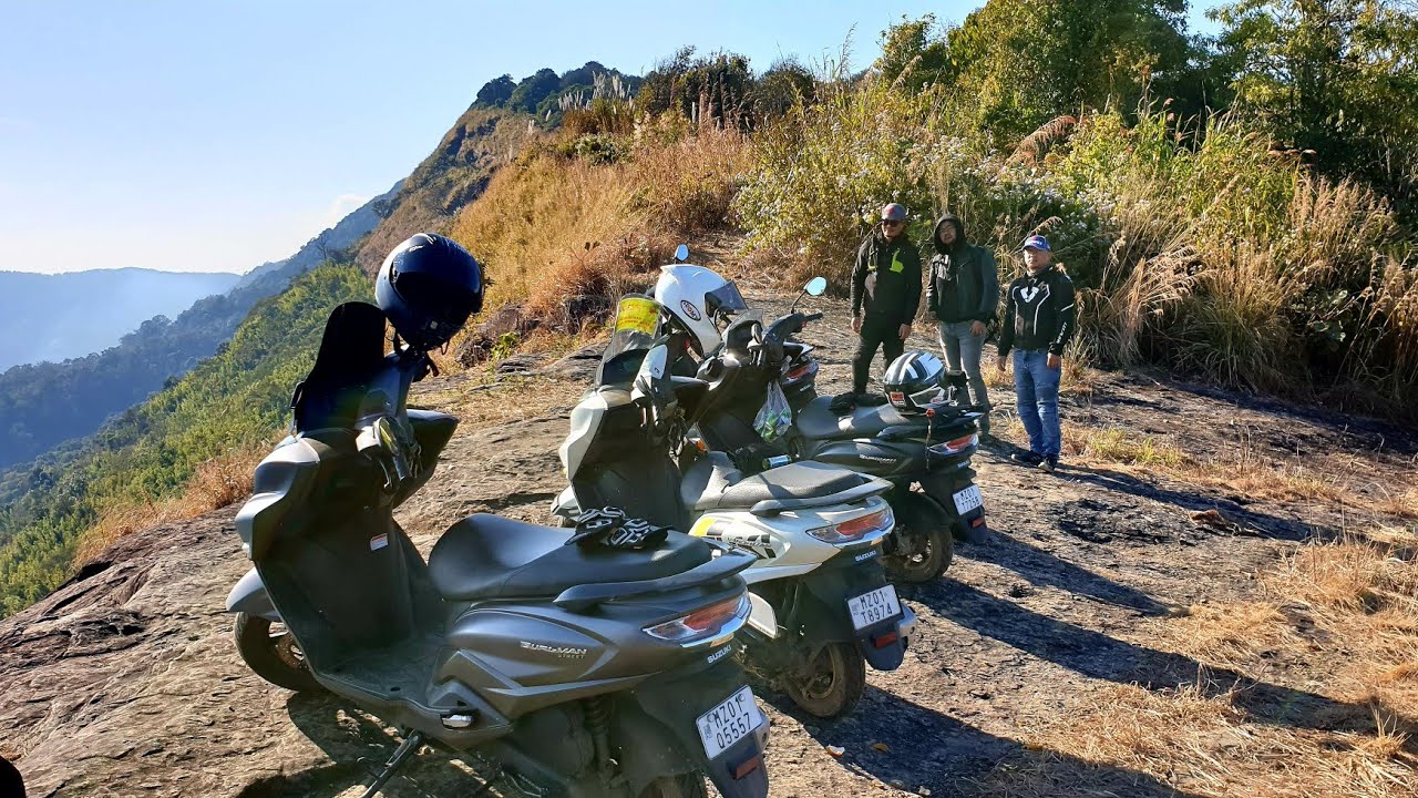 Boys Day out ( Off The Beaten Track with Suzuki Burgman Street 125)