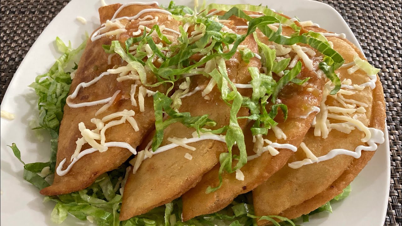 QUESADILLAS FRITAS de pollo y queso