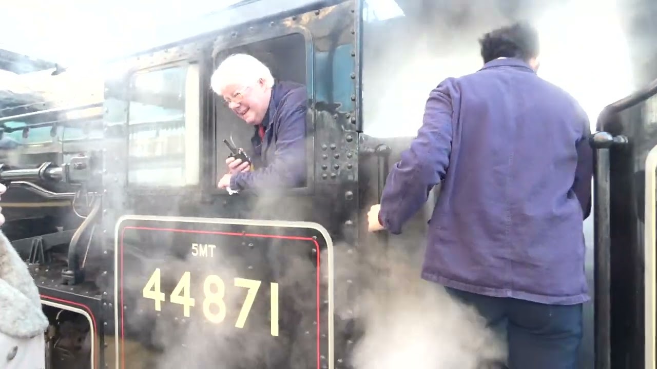 Boarding LMS 44871 on The White Rose at London King's Cross