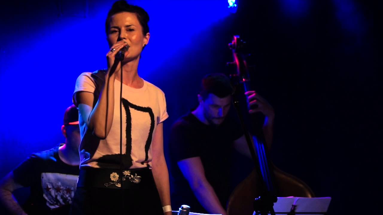 MAGDA KUMOREK – Uciekaj Moje Serce (Panny z Dobrych Domów 5.04.2016)