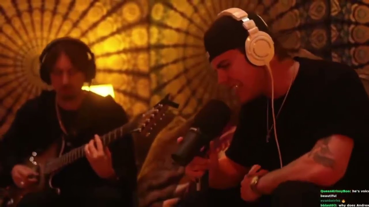 THE KID LAROI PERFORMING “A PERFECT WORLD” w/ANDREW AGED ON STREAM