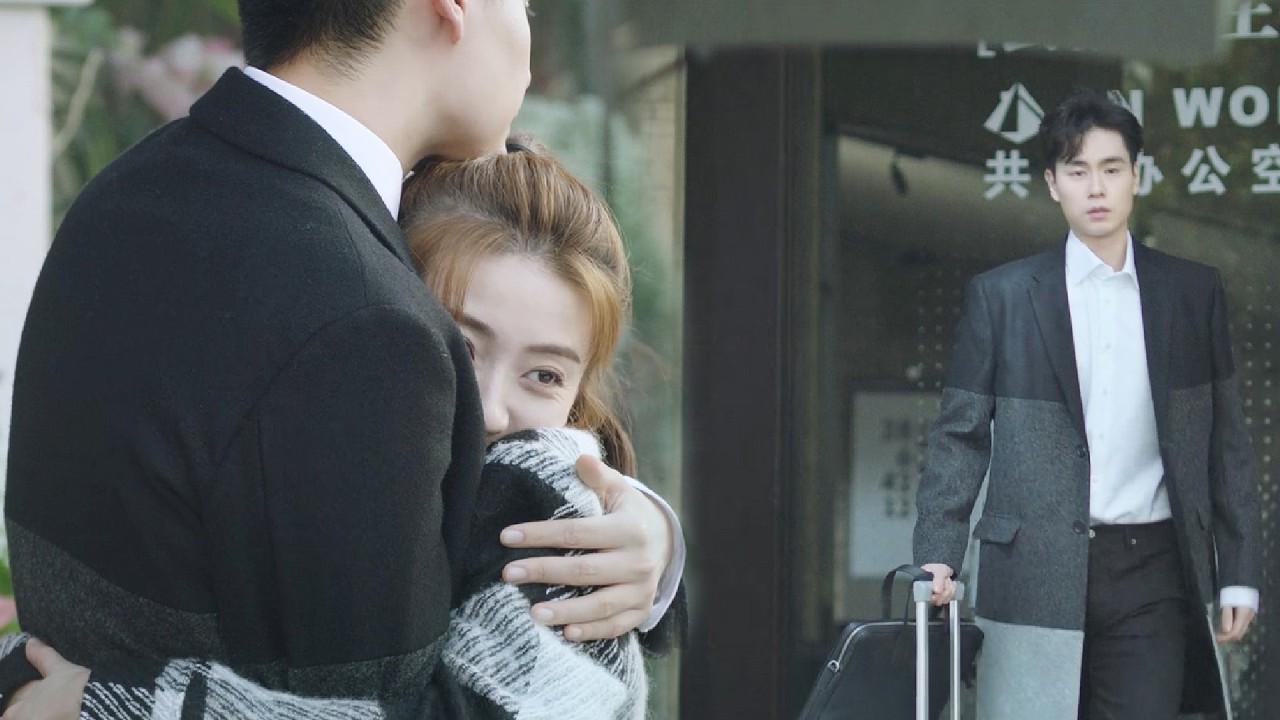 💞【MOVIE】灰姑娘得知霸總要走，她慌了，意識到自己愛上了他 ，跑去跟他表白，終於在一起 #好看中国电视剧 #爱情