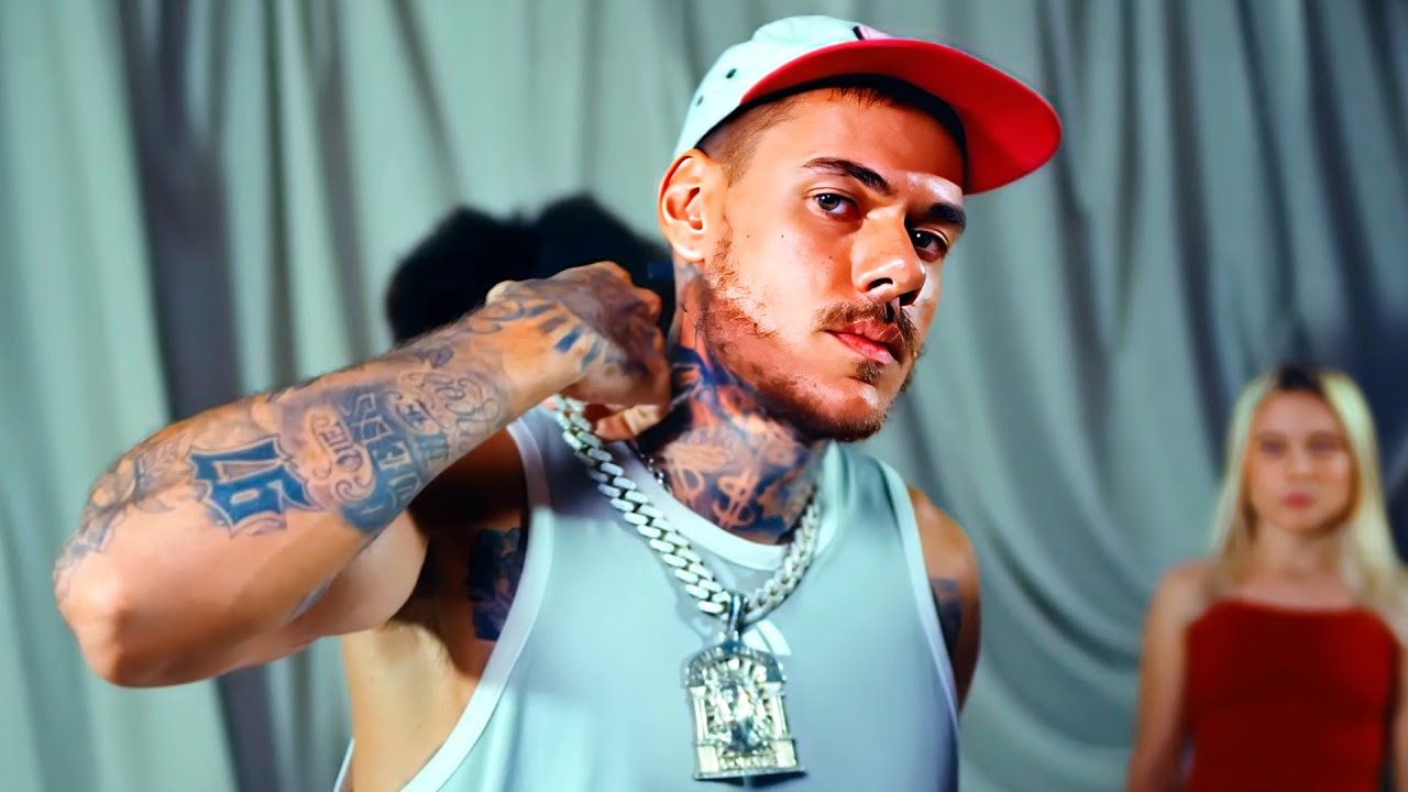 VEJO TUDO DIFERENTE - MC Tuto, MC Don Juan, MC Kako e MC Joãozinho VT (Web Clipe) DJ Boy