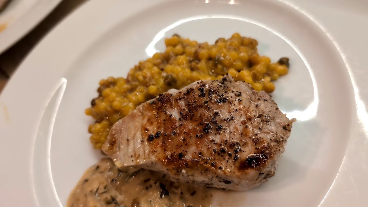 Medaillons vom Iberico an Fregola Tostata mit Safran und Apfel-Chutney (2)