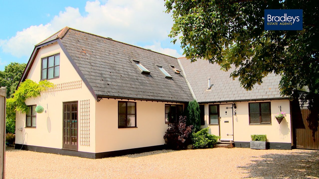 Property For Sale, Aylesbear, near Sidmouth, Devon - Bradleys Estate Agents