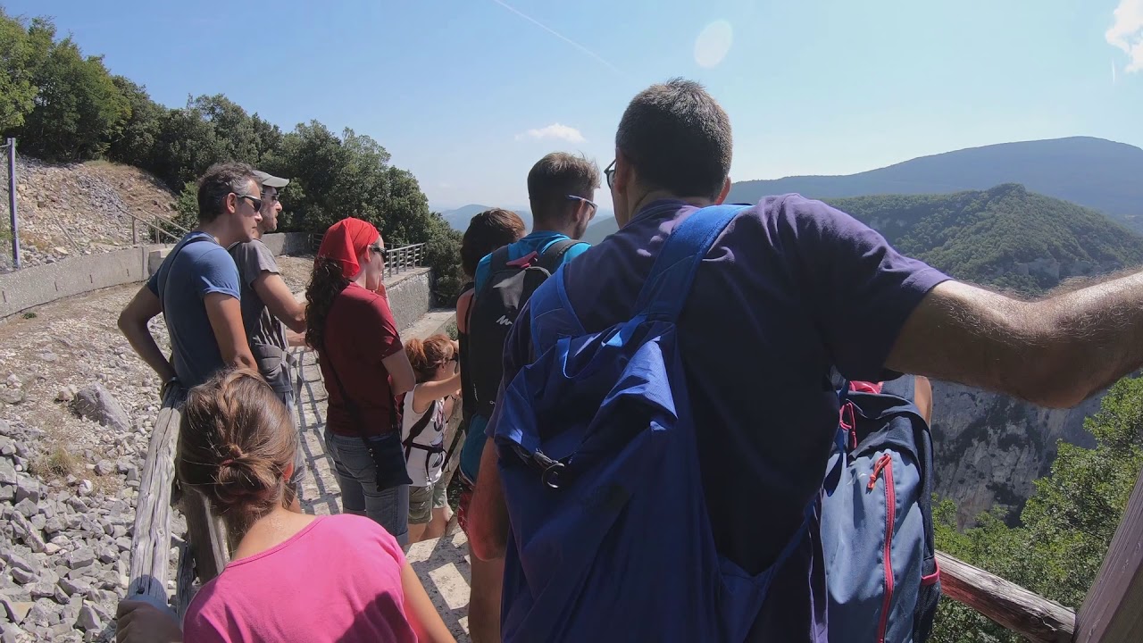IL PONTICELLO - Trek alla Gola del Furlo e Canoa alle Marmitte dei Giganti