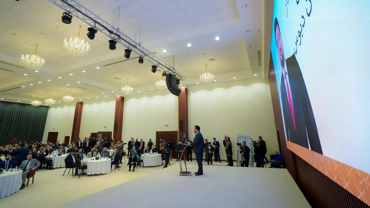 محافظ الأنبار يستعرض الرؤية الاستثمارية للمرحلة المقبلة ويؤكد أولويات التنمية .