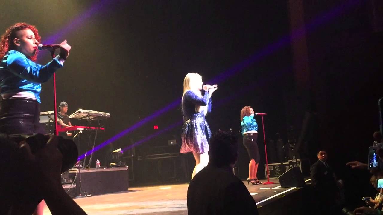 Meghan Trainor singing No Good For You (live in SA)