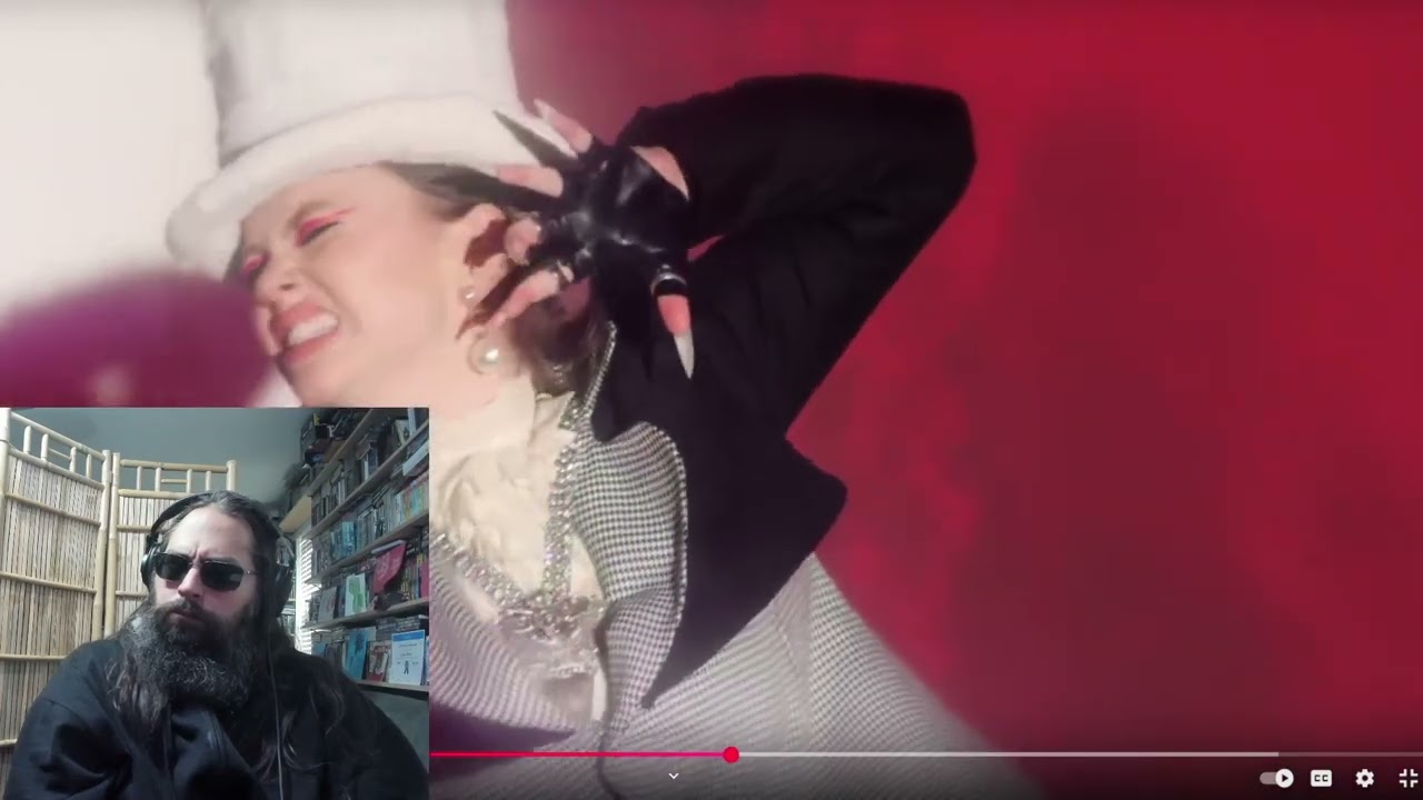 Chinchilla- Fingers (Live)- Reaction