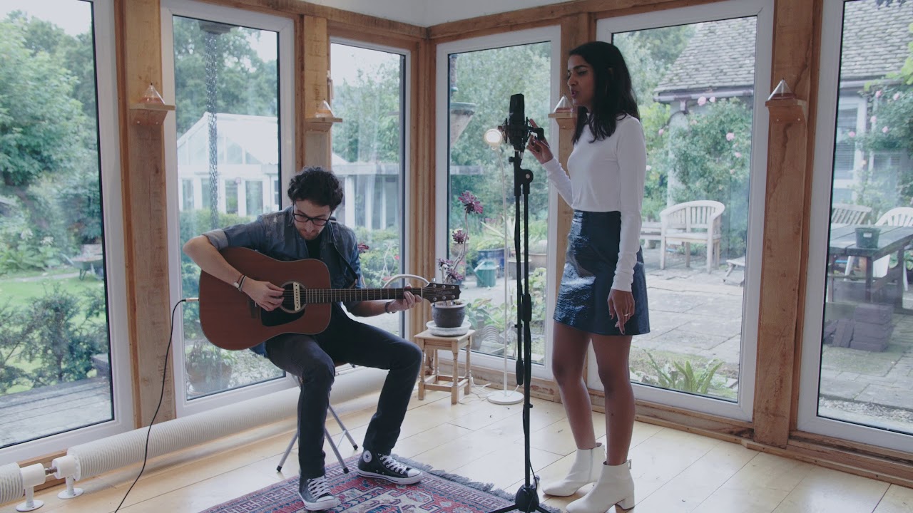 Spooky - Dusty Springfield (Smitha acoustic cover)