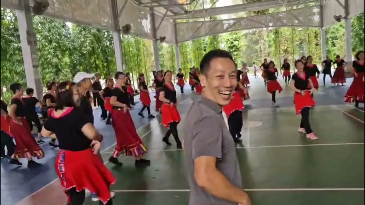 和议员一起欢度春节