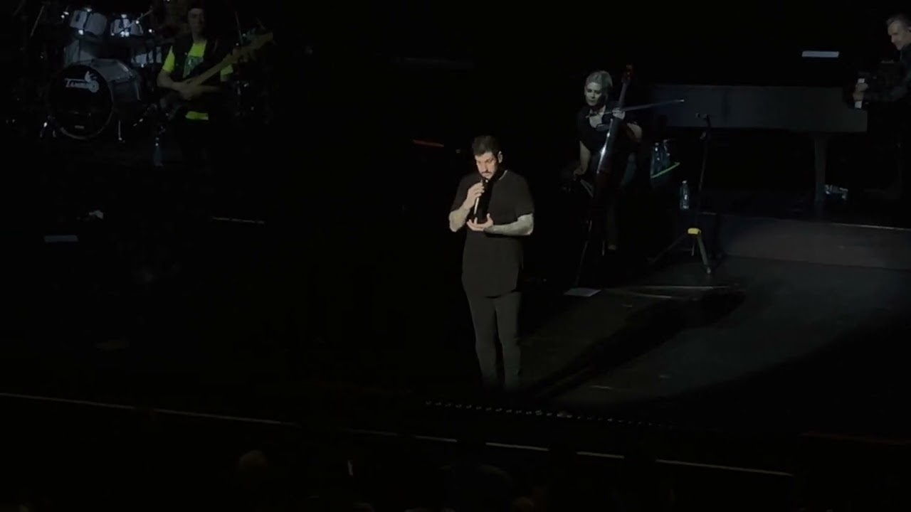 Introducción de La Promesa - Melendi @Smart Financial Centre | March 4, 2023 | Houston, Texas