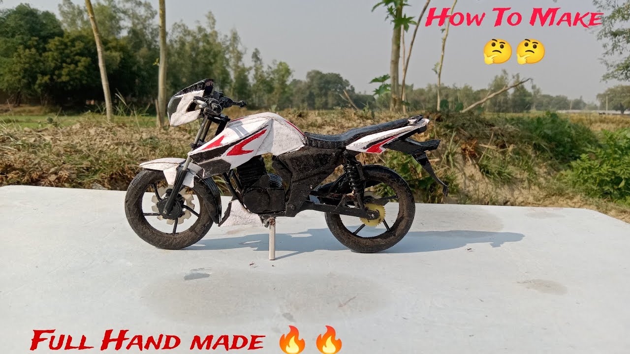 How To Make Apache 160 Bike with card bord 🔥 Apache Bike kaise banaye 🤔 #apache #trending #viral 