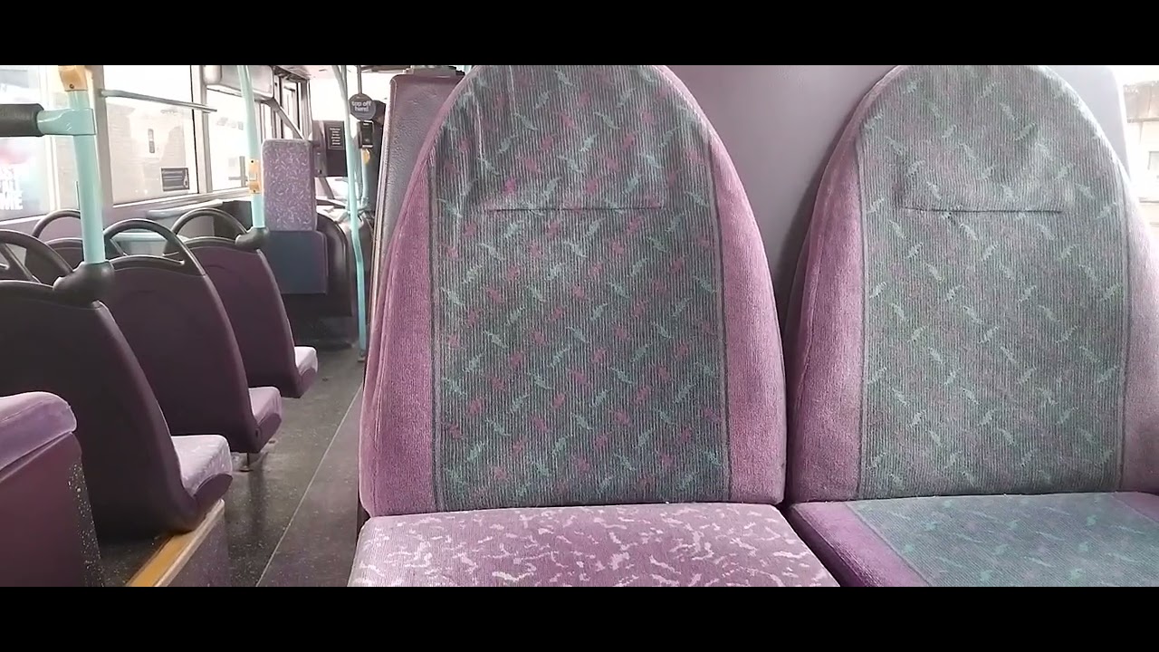 First Glasgow Volvo B9TL Wright Eclipse Gemini 37221 SF57 MKJ Route 38