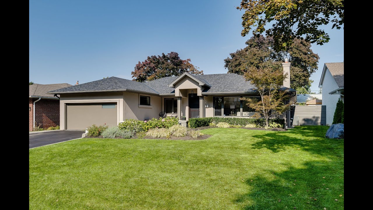 24 Blair Athol, Toronto, Ontario