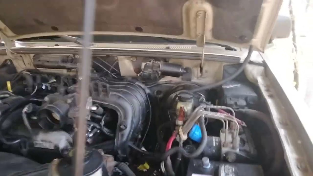 2002 Ford Ranger 2.3L Valve Cover Gasket Replacement Part 2