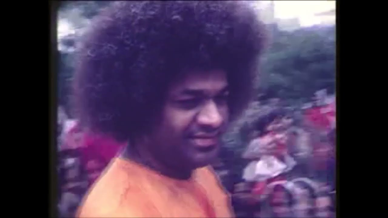 Bhagawan Sri Sathya Sai Baba | Darshan at Prasanthi Nilayam | 1960s