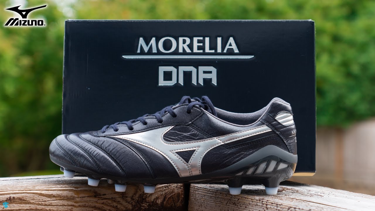 ВАУ! Лучшие кожаные бутсы всех времен... | Обзор Mizuno Morelia DNA | Распаковка профессиональных...