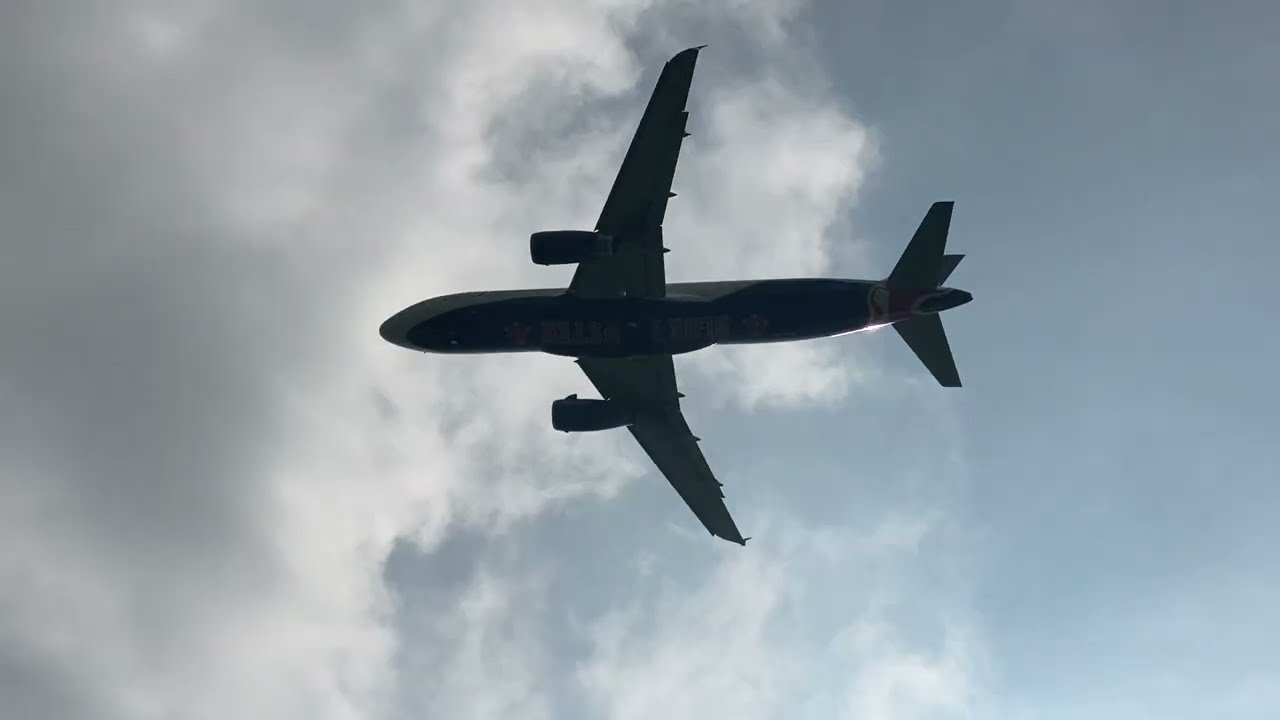 Gravelly Point Planespotting Departures