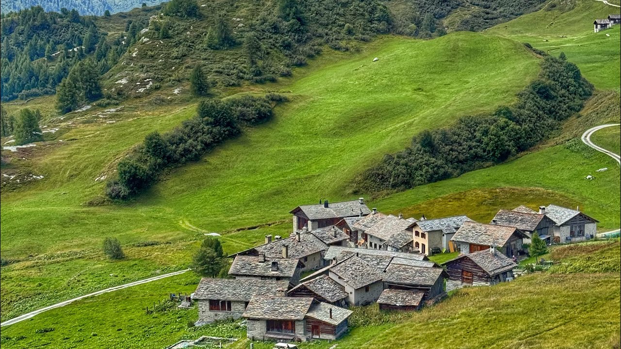 Camminando in Engadina (Svizzera).