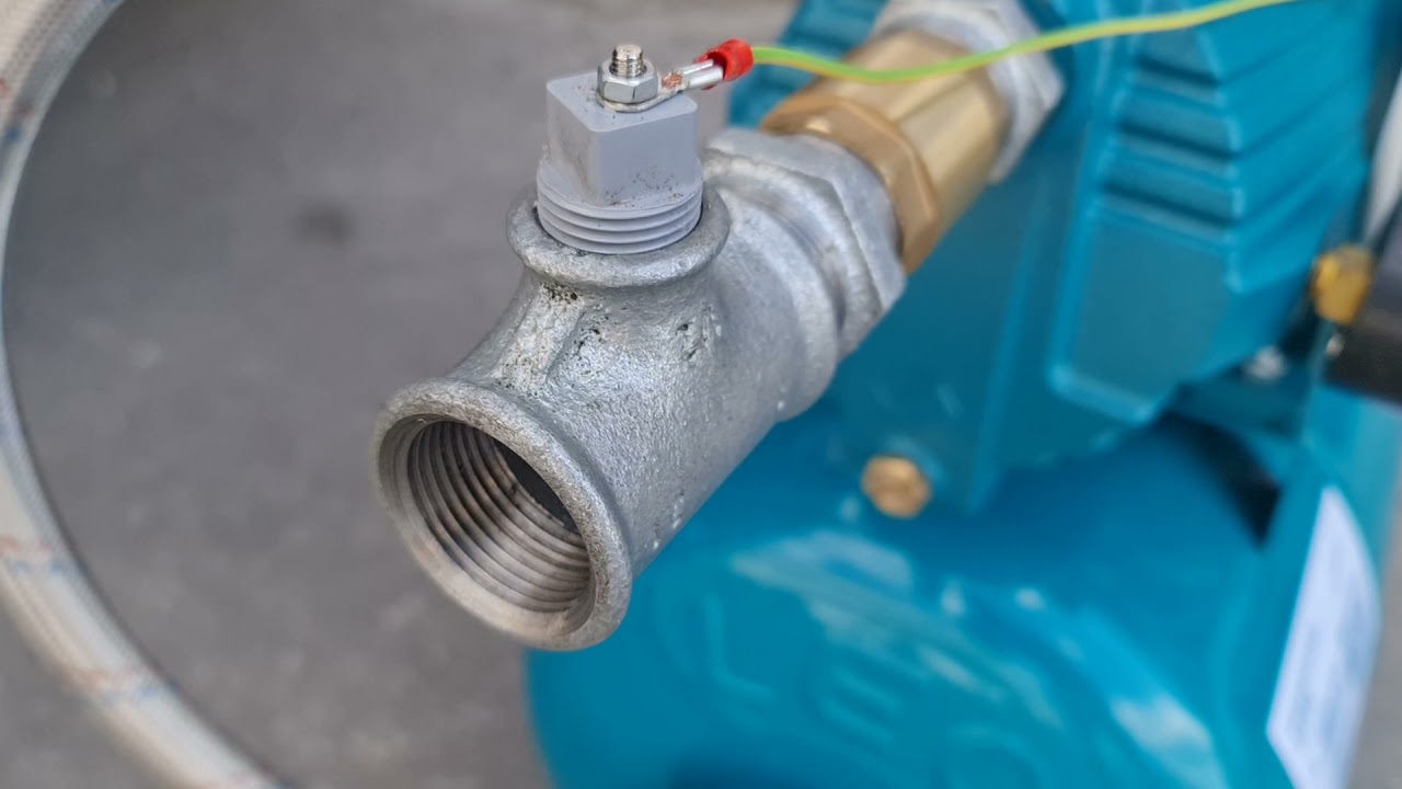 Πιεστικο συγκροτημα 1hp με 50 λιτρα δοχειο πρεσοστατη και aqua stop