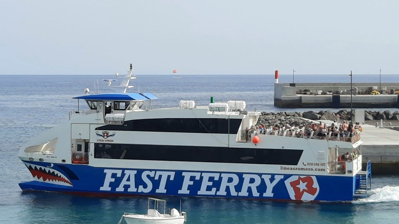 THINGS TO DO IN LANZAROTE: Ride FAST FERRY Lanzarote to Fuerteventura