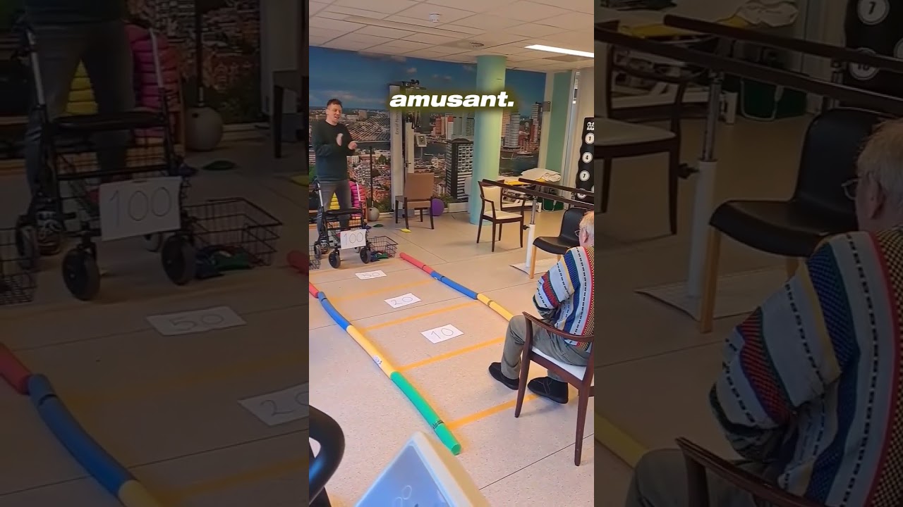 Il cr&eacute;e des jeux pour jouer avec les personnes &acirc;g&eacute;es dans les maisons de retraite ❤️ #funny