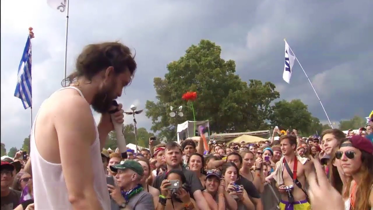 Edward Sharpe & The Magnetic Zeros - Man On Fire, I Don't Wanna Pray (live @ Bonnaroo 2013)