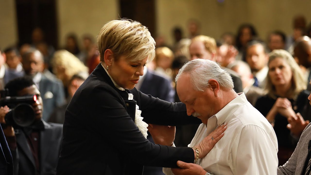Miracles & Honor, Part 2 | Nancy Dufresne | Georgetown, TX | Monday PM | Miracle Crusade 2021
