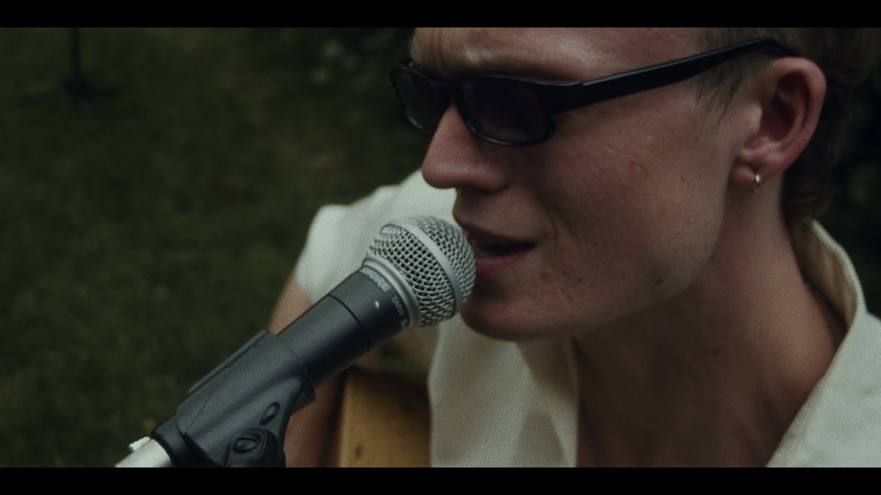 T. Evann - Ten Pound Notes (Live)
