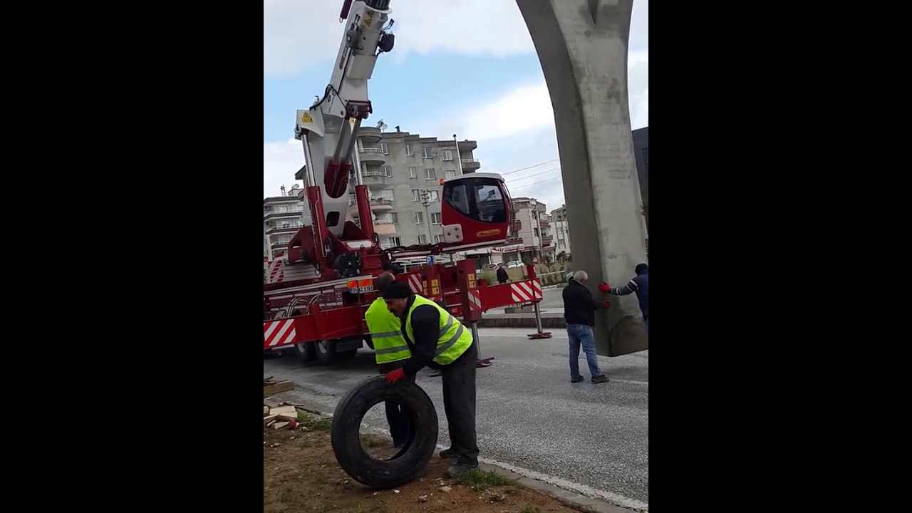 80 TONLUK  Vinç ile 22 TON YÜRÜYÜŞ KOLON MONTAJI--COLUMN MONTAGE--COLONNE MONTAGE