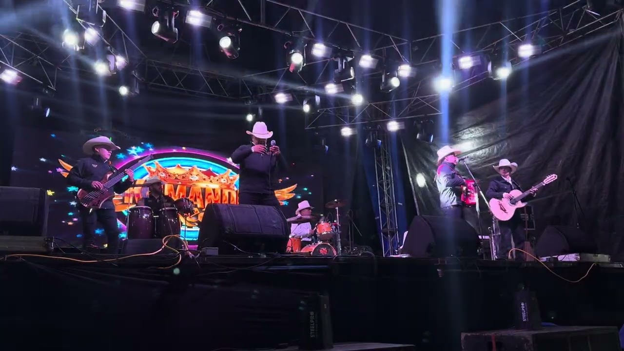 El Zapateado Ántrax - Komando Real en vivo desde Puebla