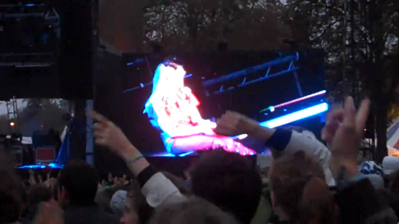 The Ting Tings - That's not my name live (Rock en Seine - 2010)