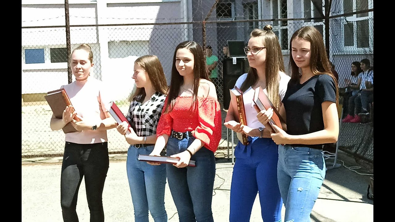 Maturantima Mačvanske srednje škole svečano uručene diplome
