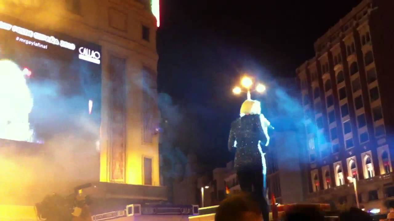 Kate Ryan - Ella Elle l'a (@ Plaza Callao, Madrid | 05-07-2013)