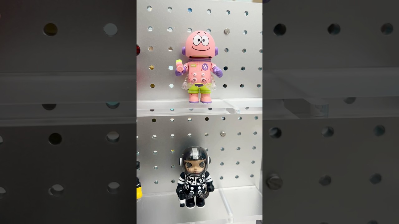 Pop Mart Mega Space Molly 100% 2-B 