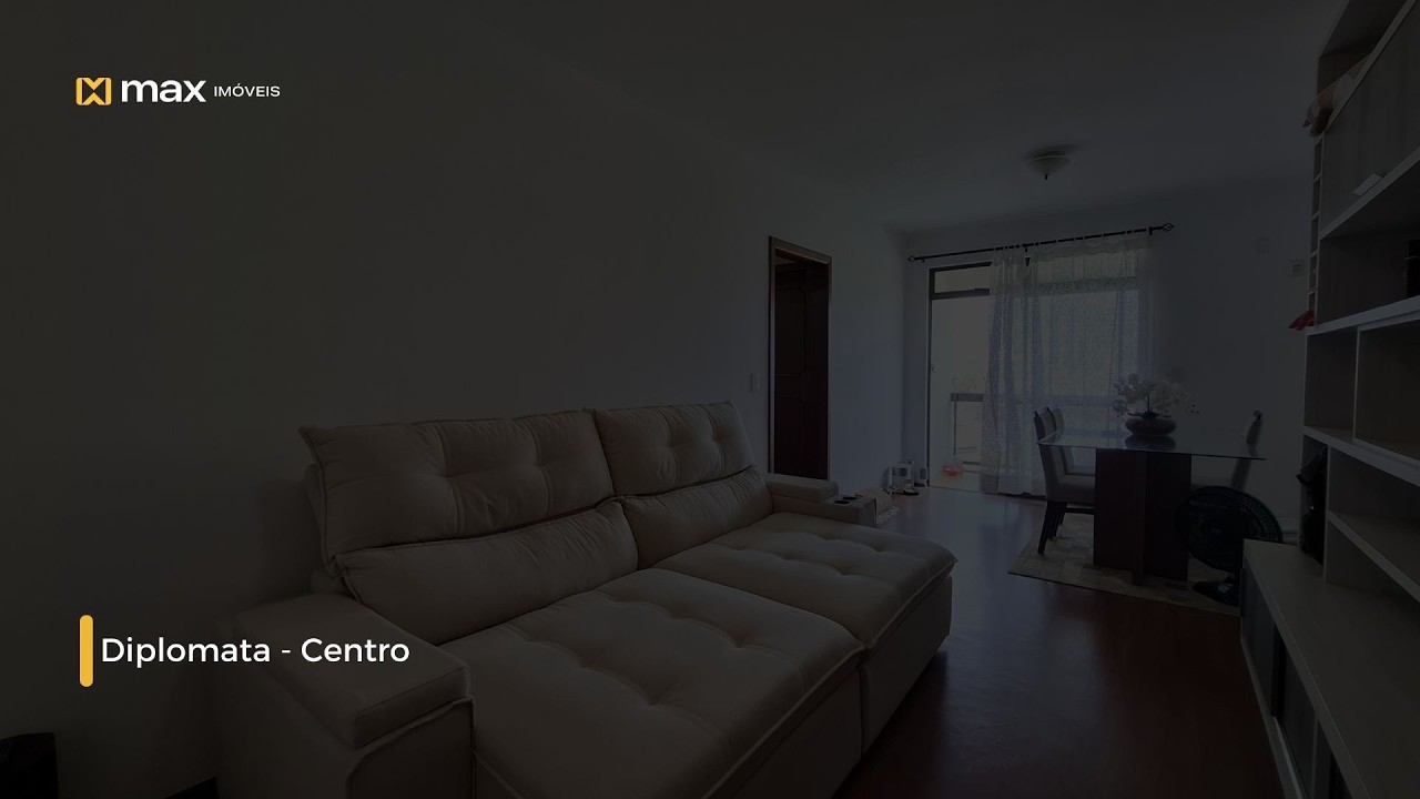 Excelente apartamento semi mobiliado com 2 quartos à venda no bairro Centro em Itajaí