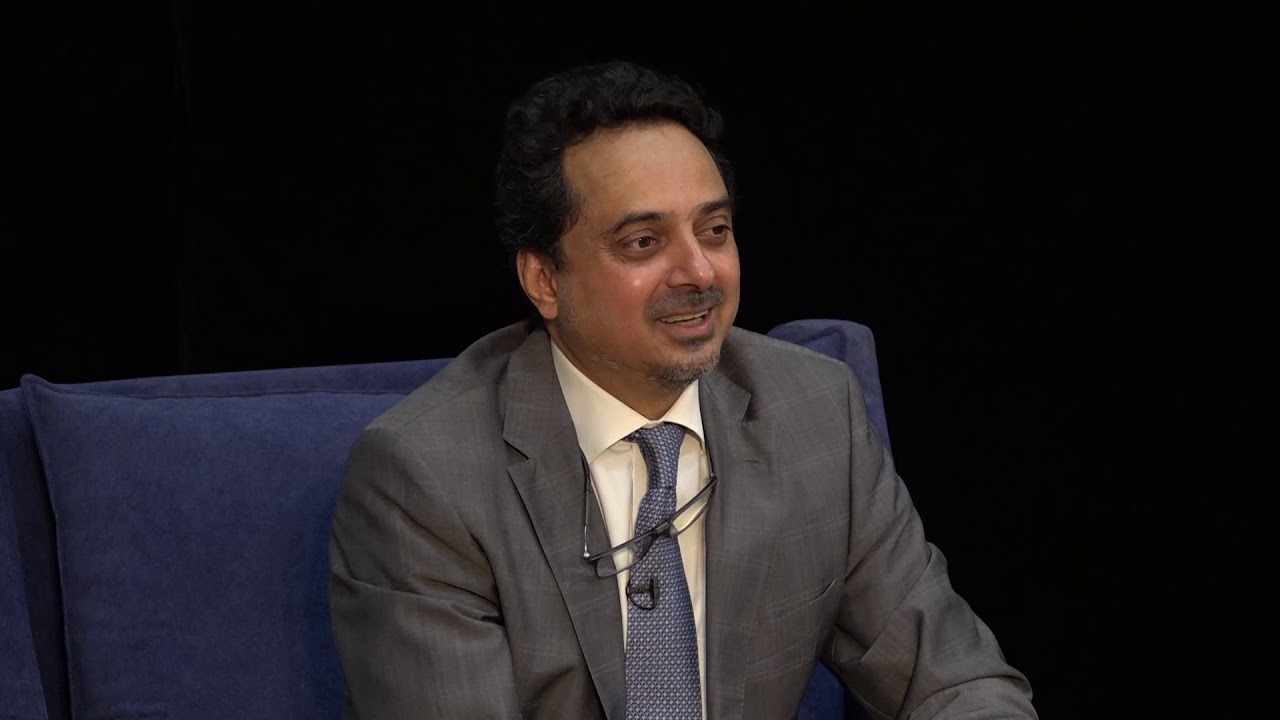 Muhammad Farooq Naseem Inspires at the 8th Session of 'Leaders at LUMS'