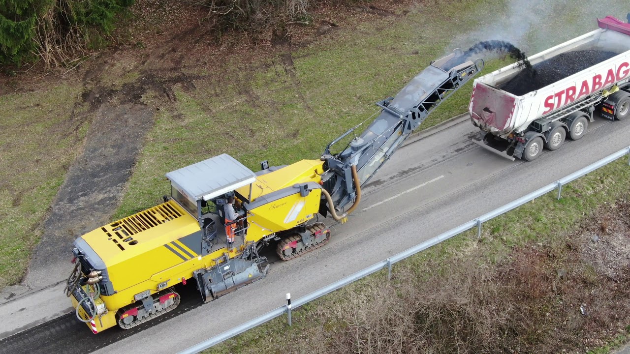 Fahrbahnsanierung Neidlinger Steige - Asphalt abfräsen