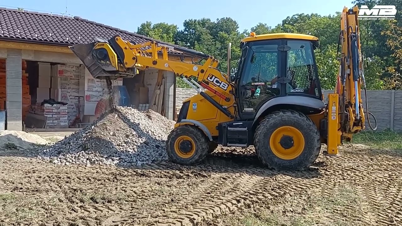 MB-L160 Bucket Crusher by MB Crusher