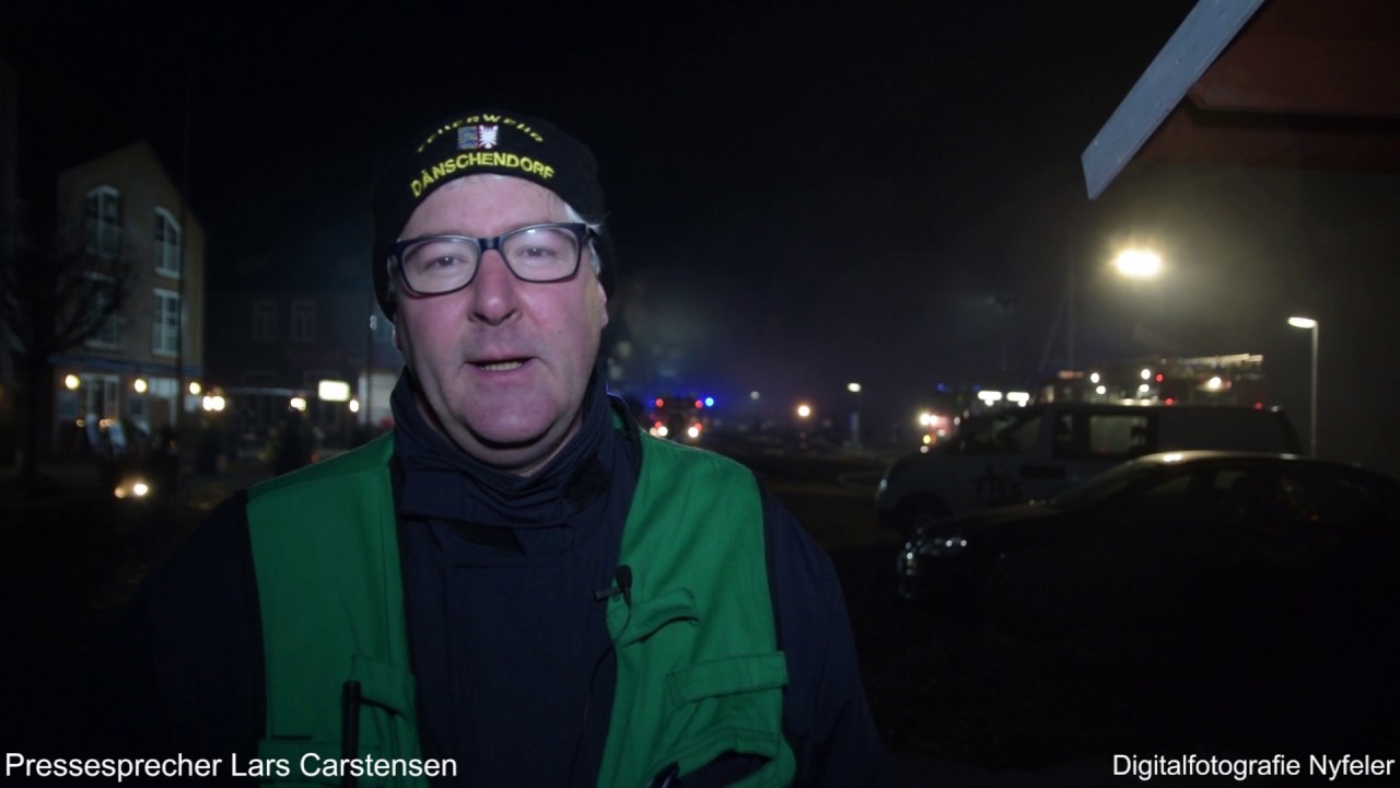 Großfeuer auf der Insel Fehmarn - Dachstuhlbrand