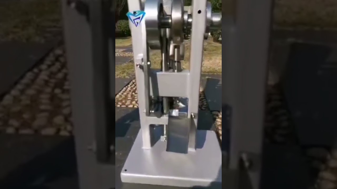 Hand Operated Tablet Press
