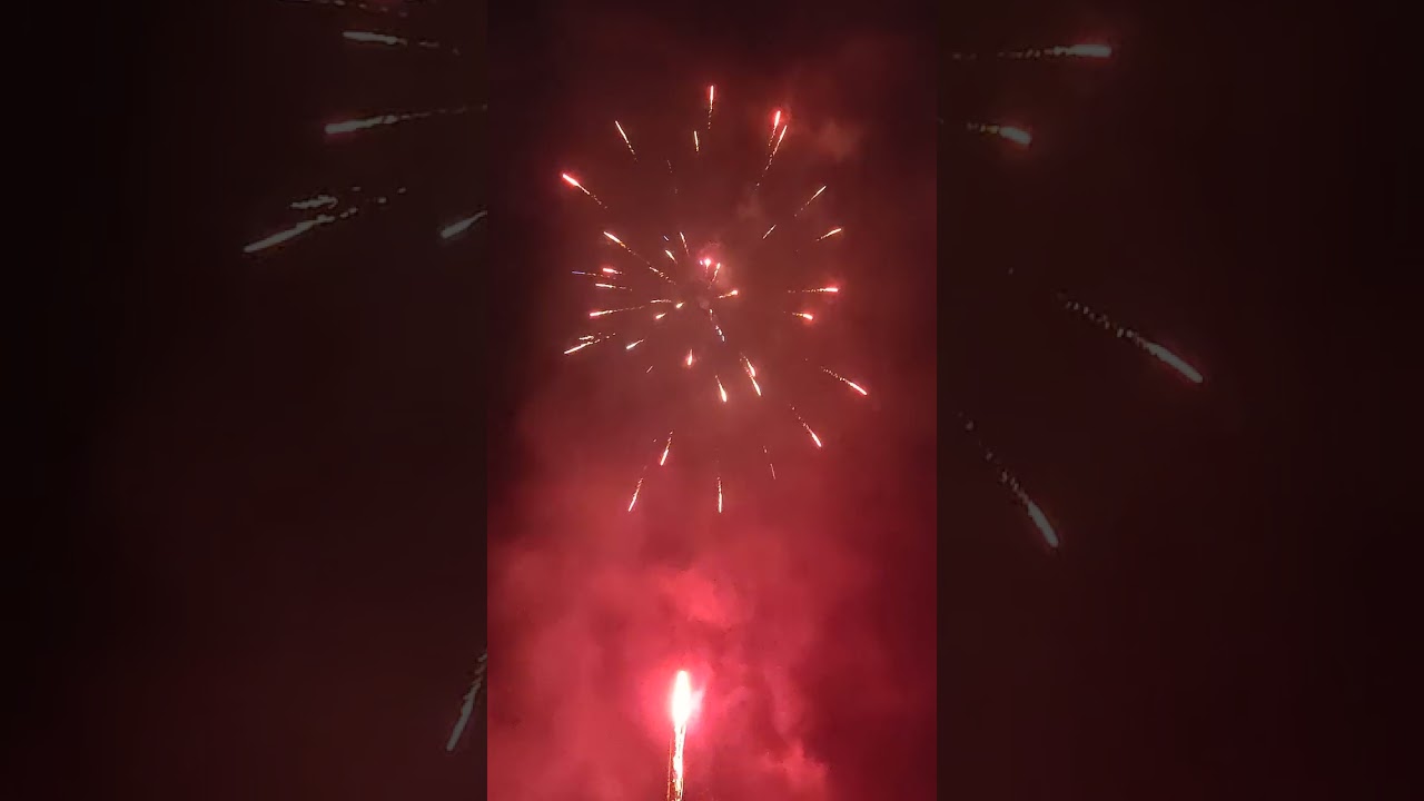Woodstock extreme fireworks