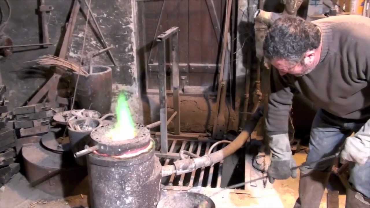 Sculpture Molding / Bronz Szoboröntés