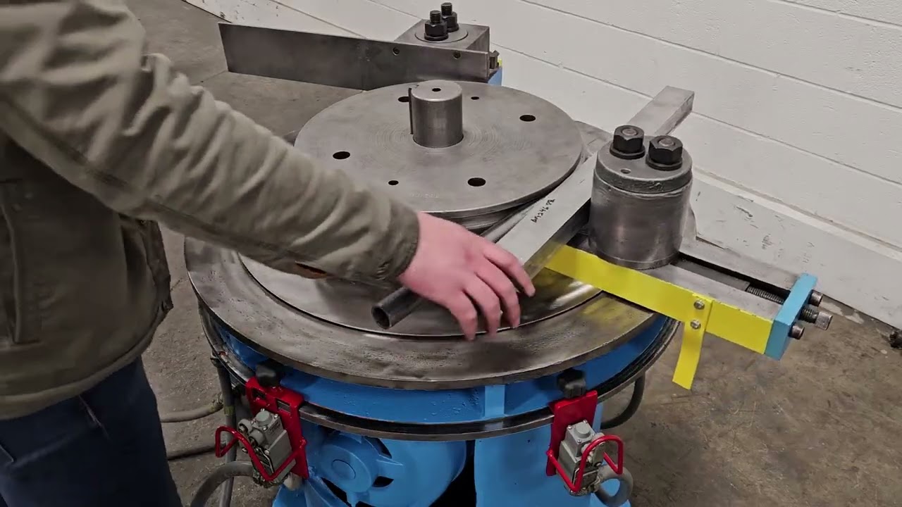 AM24682 Pedrick A5 Pipe Bender V1