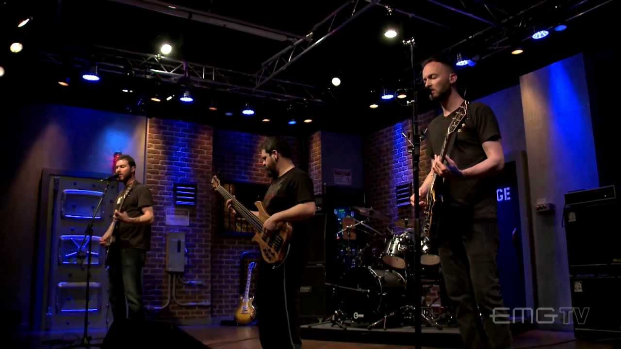 Intronaut performs 