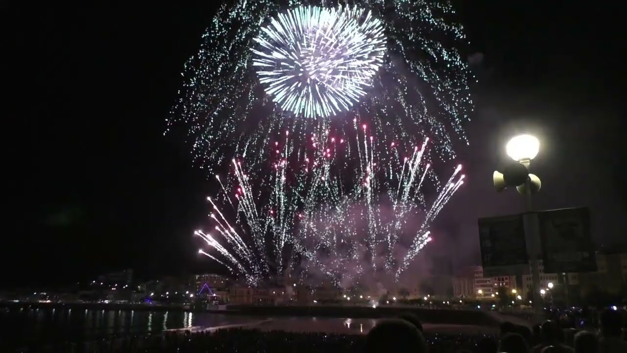Fuegos Artificiales en Donostia con la pirotecnia alemana Pyrogenie feuerwerk I Sábado 10 de Agosto