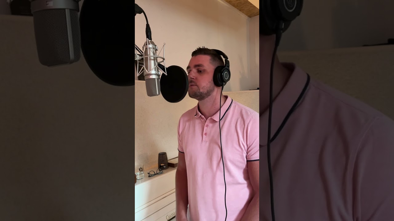 Lewis Capaldi - Someone You Loved (Studio Cover by MikeHennevanger) (Live)