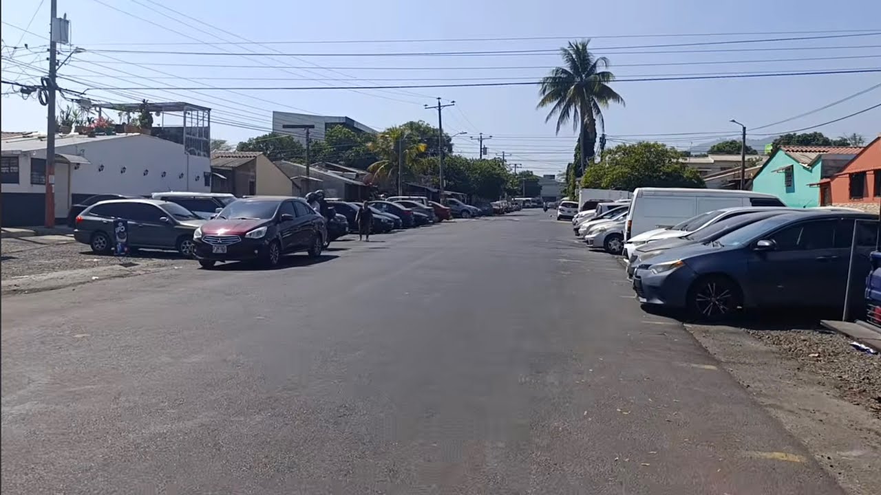 col, las Margaritas y prados de Venecia IV de SOYAPANGO EL SALVADOR 