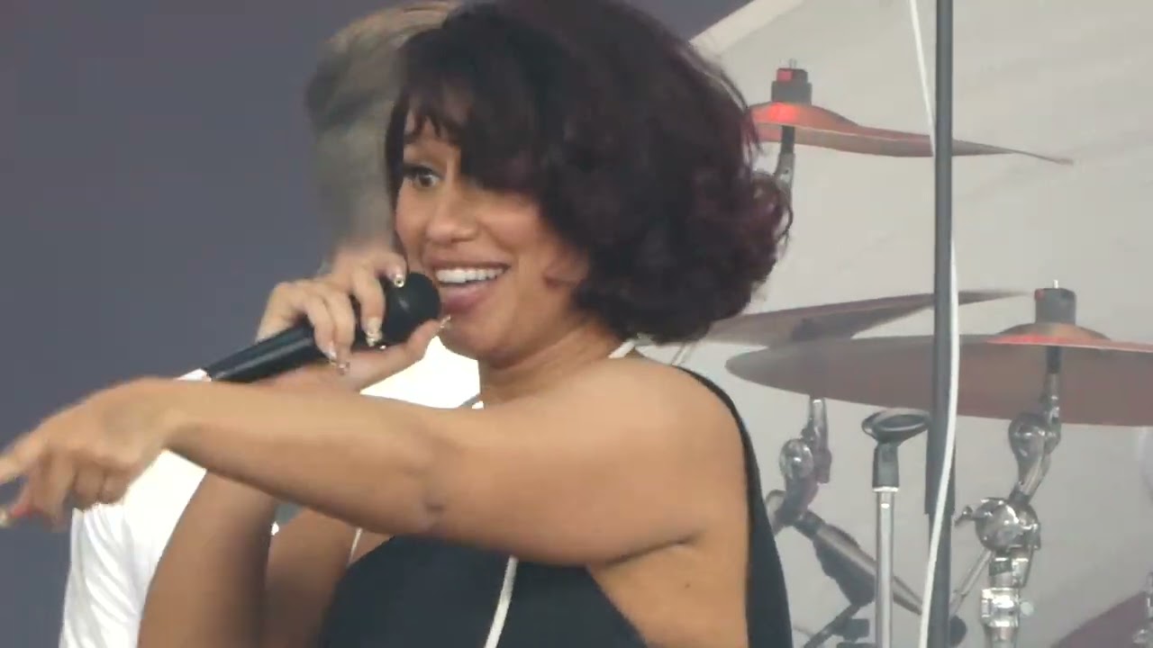 4/4 Raye - Escapism @ All Things Go, Merriweather Pavilion, Columbia, MD 9/30/23